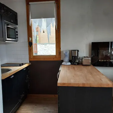 Apartment 2p, 5 Pers, Centre La Plagne, Parking, Casier A Skis - Fr-1-353-127 La Plagne-Tarentaise