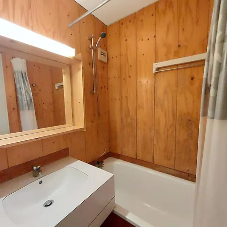 2p, 5 Pers, Centre La Plagne, Parking, Casier A Skis - Fr-1-353-127 Apartment